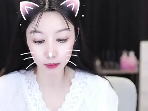 Snapshot of Nuyoah-77 chatting on 30, 9, 2025 Nuyoah-77 online show from 30, 9, 2025