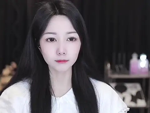 Nuyoah-77 online show from 13, 3, 2026