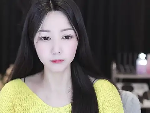 Nuyoah-77 online show from 26, 3, 2026