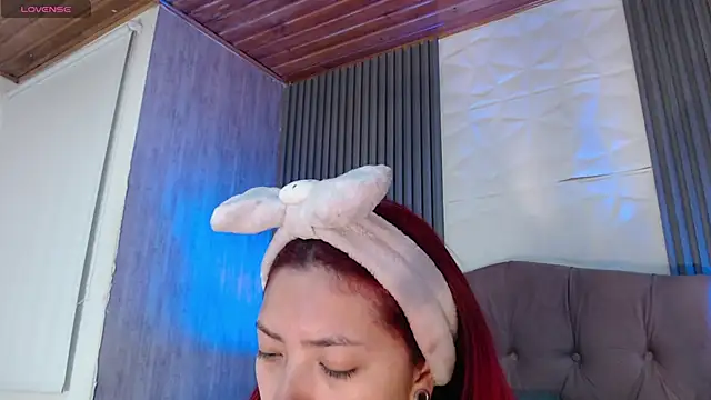 Mia Rinn online show from 16, 12, 2025