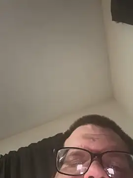 Snapshot of treatbobnicer chatting on 2, 10, 2025 treatbobnicer online show from 2, 10, 2025