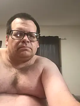 Snapshot of treatbobnicer chatting on 3, 10, 2025 treatbobnicer online show from 3, 10, 2025