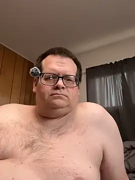 Snapshot of treatbobnicer chatting on 16, 10, 2025 treatbobnicer online show from 16, 10, 2025