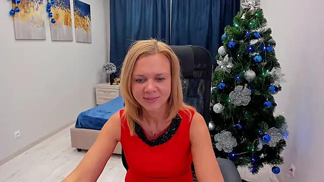 Snapshot of AgathaKlouin chatting on 22, 12, 2024 AgathaKlouin online show from 22, 12, 2024