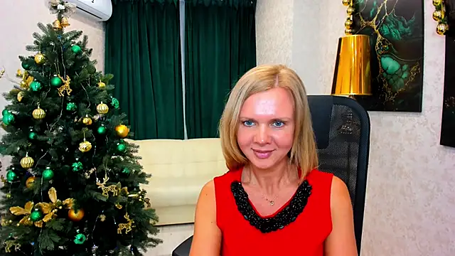 Snapshot of AgathaKlouin chatting on 28, 12, 2024 AgathaKlouin online show from 28, 12, 2024