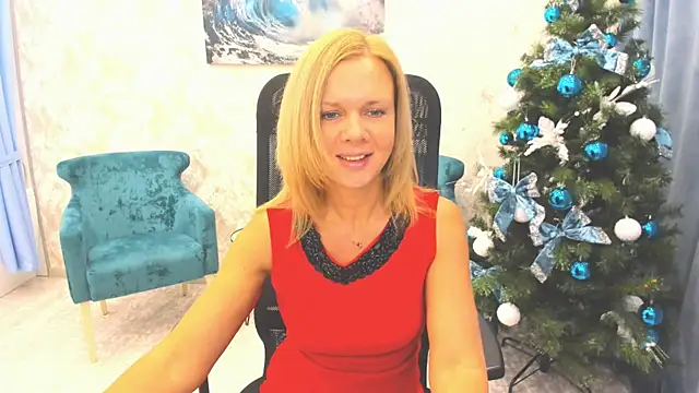 Snapshot of AgathaKlouin chatting on 30, 12, 2024 AgathaKlouin online show from 30, 12, 2024