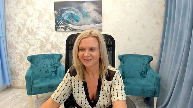 Snapshot of AgathaKlouin chatting on 31, 1, 2025 AgathaKlouin online show from 31, 1, 2025