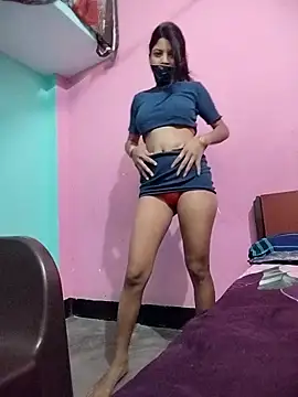 Snapshot of Hotty-Divya chatting on 21, 10, 2025 Hotty-Divya online show from 21, 10, 2025