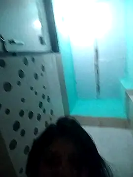 Snapshot of Hotty-Divya chatting on 22, 10, 2025 Hotty-Divya online show from 22, 10, 2025