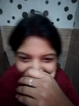 Hotty-Divya online show from 5, 11, 2025