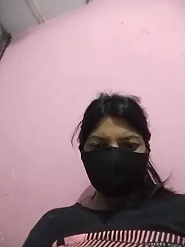 Snapshot of Hotty-Divya chatting on 24, 5, 2026 Hotty-Divya online show from 24, 5, 2026