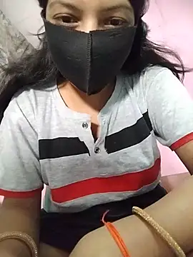 Snapshot of Hotty-Divya chatting on 16, 6, 2026 Hotty-Divya online show from 16, 6, 2026