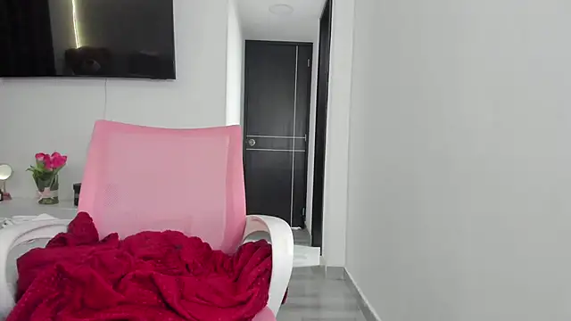 Snapshot of Ori_valentina chatting on 27, 2, 2025 Ori valentina online show from 27, 2, 2025