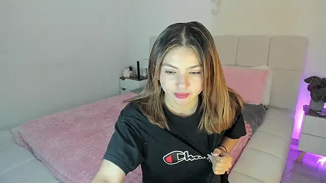 Ori valentina online show from 11, 5, 2026
