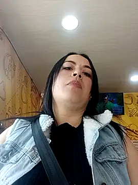 Lesly 10- online show from 5, 12, 2024