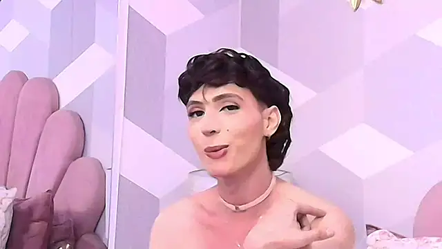 KylieMonnett online show from 11, 10, 2025