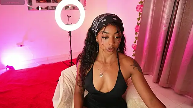 Snapshot of Alondrasparrow2 chatting on 14, 1, 2025 Alondrasparrow2 online show from 14, 1, 2025