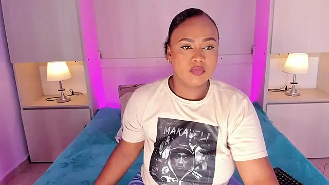 EmilyyStuart online show from 16, 5, 2026