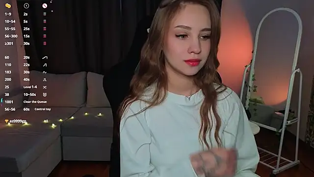 Snapshot of Alice_loft chatting on 12, 10, 2025 Alice loft online show from 12, 10, 2025