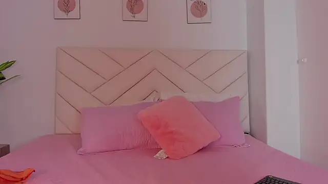 Brianna bigboobs online show from 16, 12, 2024