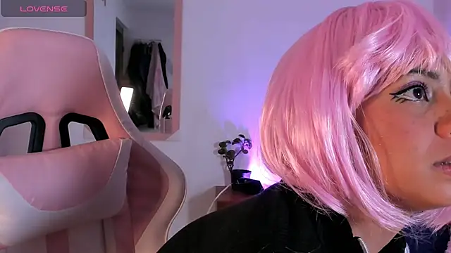 adriannyp 1 online show from 22, 10, 2025