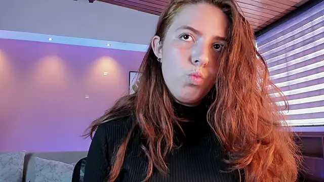 Snapshot of Lyssa_Muller chatting on 10, 3, 2025 Lyssa Muller online show from 10, 3, 2025