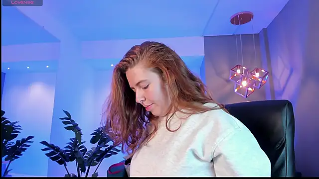 Snapshot of Lyssa_Muller chatting on 13, 3, 2025 Lyssa Muller online show from 13, 3, 2025