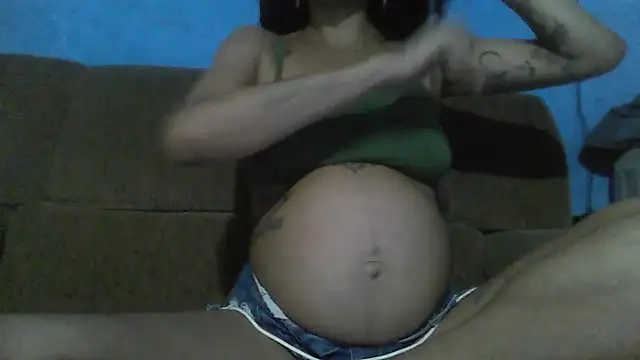 Snapshot of thasmyni chatting on 5, 4, 2026 thasmyni online show from 5, 4, 2026