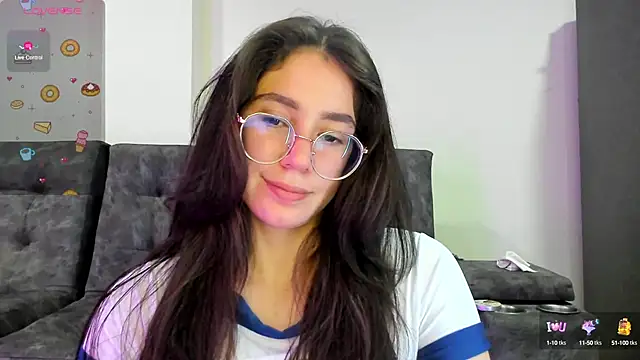 emmadiaz1 online show from 24, 2, 2025