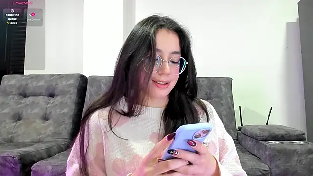 emmadiaz1 online show from 26, 9, 2025