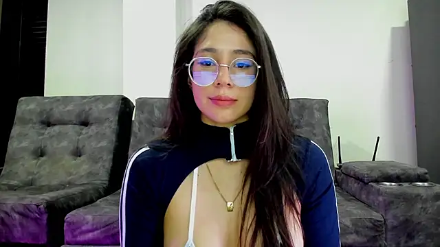 emmadiaz1 online show from 28, 9, 2025