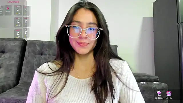 emmadiaz1 online show from 13, 1, 2026