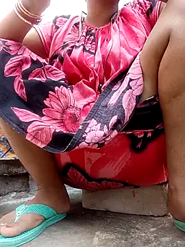 Snapshot of Sony-Model chatting on 19, 12, 2025 Sony-Model online show from 19, 12, 2025