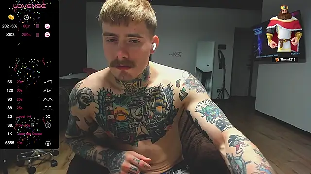 Snapshot of white_King9999 chatting on 10, 12, 2024 white King9999 online show from 10, 12, 2024