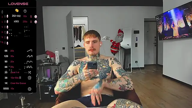 Snapshot of white_King9999 chatting on 12, 12, 2024 white King9999 online show from 12, 12, 2024