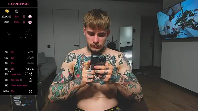 Snapshot of white_King9999 chatting on 27, 12, 2024 white King9999 online show from 27, 12, 2024