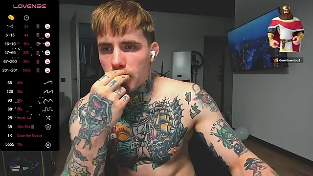 Snapshot of white_King9999 chatting on 30, 12, 2024 white King9999 online show from 30, 12, 2024