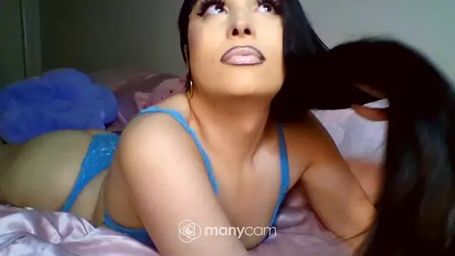 Snapshot of bambibarbi chatting on 14, 4, 2026 bambibarbi online show from 14, 4, 2026