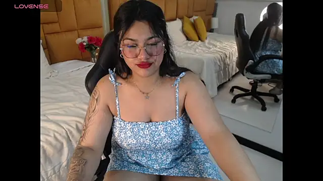 Snapshot of _Dulcinea_1 chatting on 13, 2, 2025  Dulcinea 1 online show from 13, 2, 2025