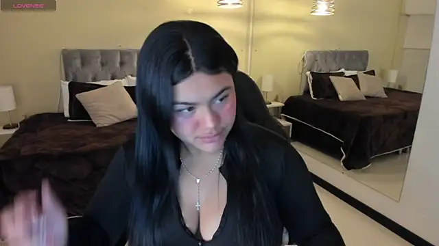 Snapshot of _Dulcinea_1 chatting on 13, 10, 2025  Dulcinea 1 online show from 13, 10, 2025