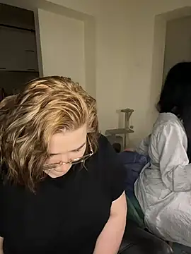 Leya  Droit online show from 4, 3, 2025