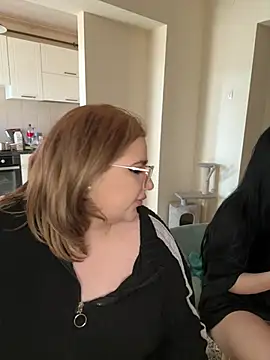 Leya  Droit online show from 6, 3, 2025