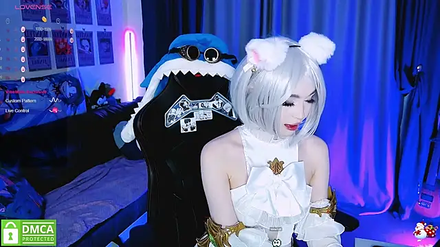 Snapshot of _Sparkland_ chatting on 11, 1, 2025  Sparkland  online show from 11, 1, 2025