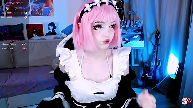 Snapshot of _Sparkland_ chatting on 8, 9, 2025  Sparkland  online show from 8, 9, 2025