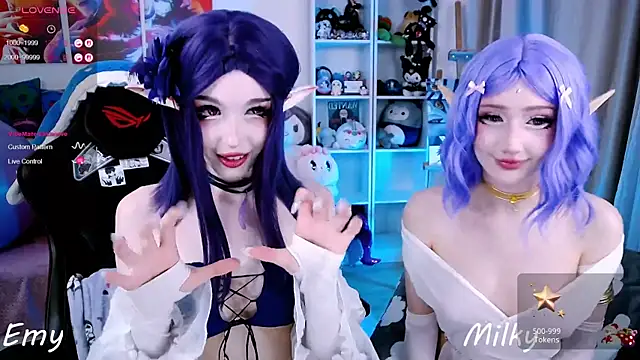 Snapshot of _Sparkland_ chatting on 27, 9, 2025  Sparkland  online show from 27, 9, 2025