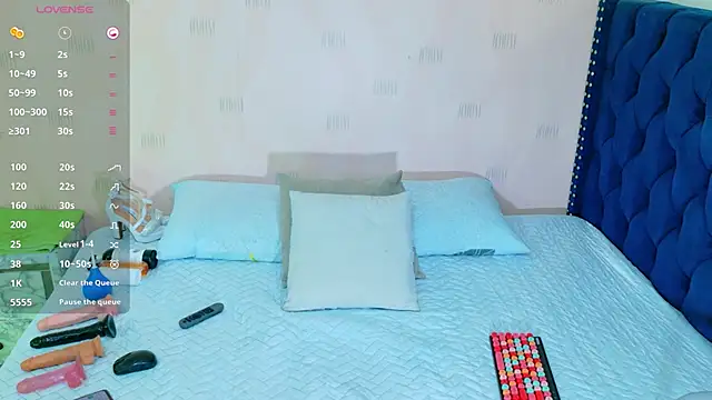 petitelittleebony online show from 27, 9, 2025