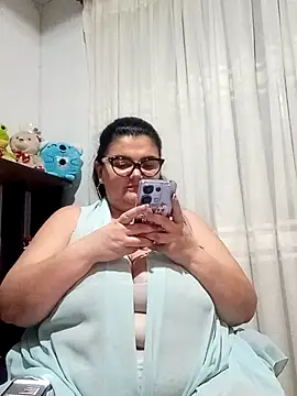 Snapshot of Madisonpalacio chatting on 25, 2, 2025 Madisonpalacio online show from 25, 2, 2025