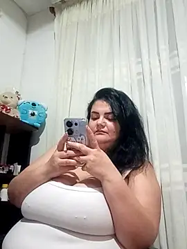 Snapshot of Madisonpalacio chatting on 1, 3, 2025 Madisonpalacio online show from 1, 3, 2025