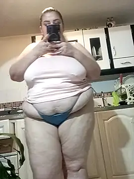 Snapshot of Madisonpalacio chatting on 5, 3, 2025 Madisonpalacio online show from 5, 3, 2025