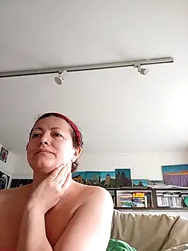 Snapshot of MariaAnaSunshine chatting on 16, 9, 2025 MariaAnaSunshine online show from 16, 9, 2025